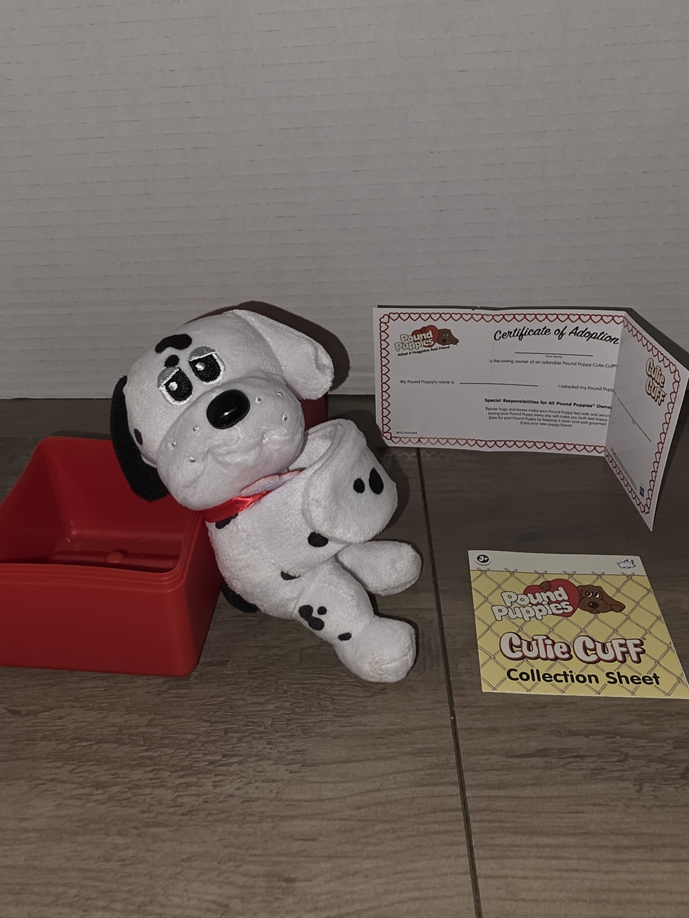 POUND PUPPIES CUTIE CUFF DALMATION INCLUDES ADOPTION CERTIFICATE **NEW OPENED**